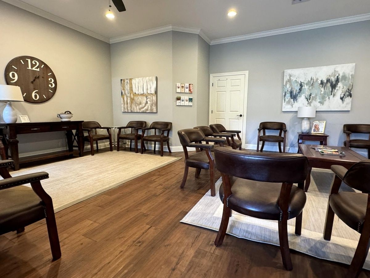 The comfortable waiting room at Chad Gardner, DDS
